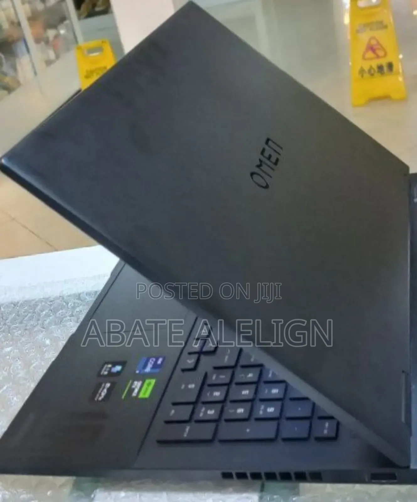 New Laptop HP Omen 15 16GB Intel Core I9 SSD 1T