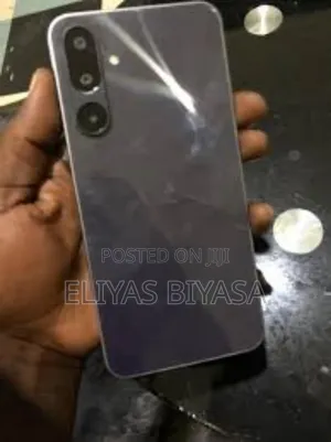 Samsung Galaxy M16 128 GB Silver