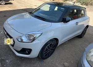 Suzuki Swift 2022 Silver