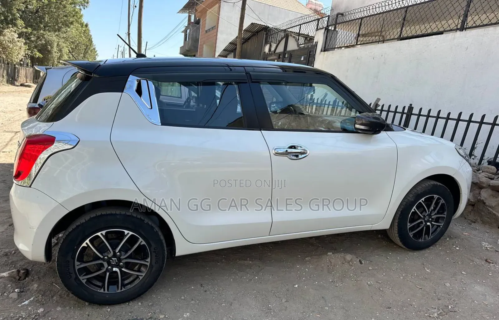 Suzuki Swift 2022 Silver