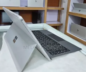 New Laptop Microsoft Surface Pro 7+ 16GB Intel Core I7 SSD 250GB