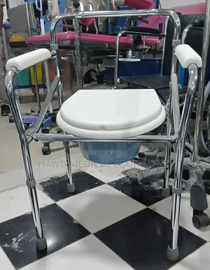 Commode Chair