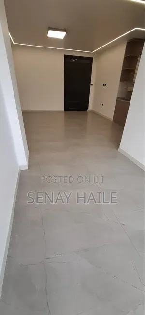 2bdrm Apartment in መገናኛ ደራርቱ ህንፃ አካባቢ, Bole for rent