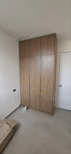 2bdrm Apartment in መገናኛ ደራርቱ ህንፃ አካባቢ, Bole for rent