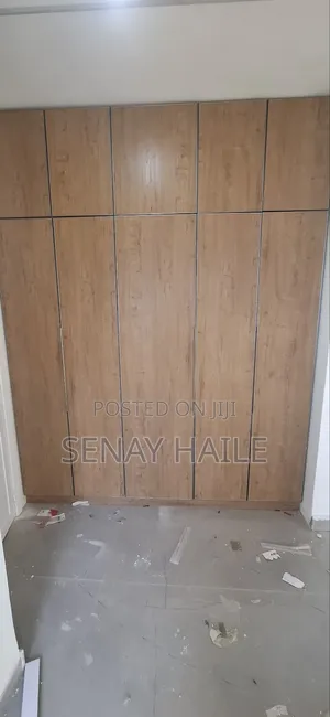 2bdrm Apartment in መገናኛ ደራርቱ ህንፃ አካባቢ, Bole for rent