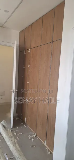 2bdrm Apartment in መገናኛ ደራርቱ ህንፃ አካባቢ, Bole for rent