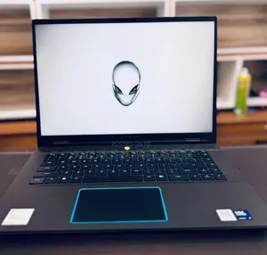 New Laptop Alienware M17x R2 16GB Intel Core Ultra 9 SSD 1T