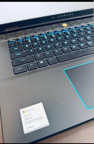 New Laptop Alienware M17x R2 16GB Intel Core Ultra 9 SSD 1T