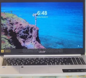 New Laptop Acer Predator Helios 300 8GB Intel Core I3 SSD 512GB