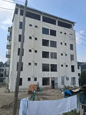 3bdrm Apartment in በማህበር የተሰራ, Akaky Kaliti for sale