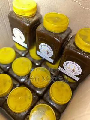 100%ንፁህ የጣዝማ ማር_ኪሎ=2000 የሚረከብ ይደውል