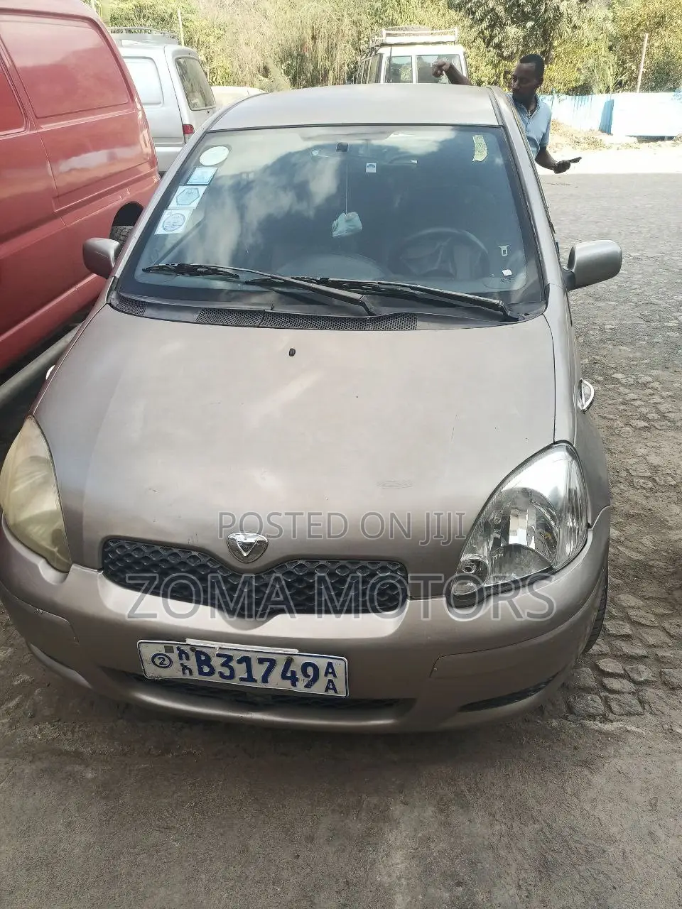 Toyota Vitz 1.0 FWD 5dr 2004 Silver