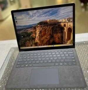 New Laptop Microsoft Surface 16GB Intel Core I7 SSD 256GB