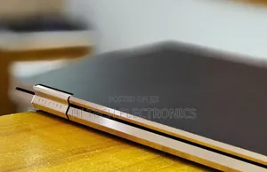 New Laptop HP Spectre 16GB Intel Core I7 SSD 512GB