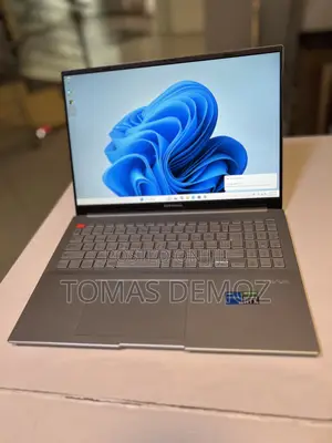 New Laptop Asus VivoBook 15 X510UQ 16GB Intel Core I5 SSD 512GB