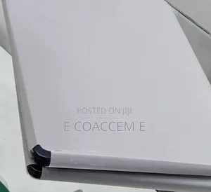 New Laptop Apple MacBook Air 2025 M4 15-Inch 16GB Apple M4 SSD 256GB