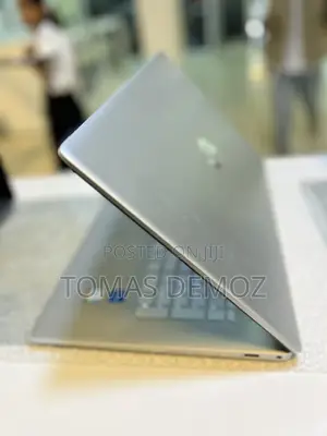 New Laptop HP Stream Notebook 16GB Intel Core I5 SSD 512GB