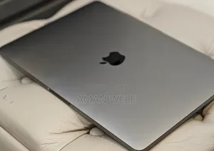 New Laptop Apple MacBook Pro 2019 16GB Intel Core I7 SSD 1T