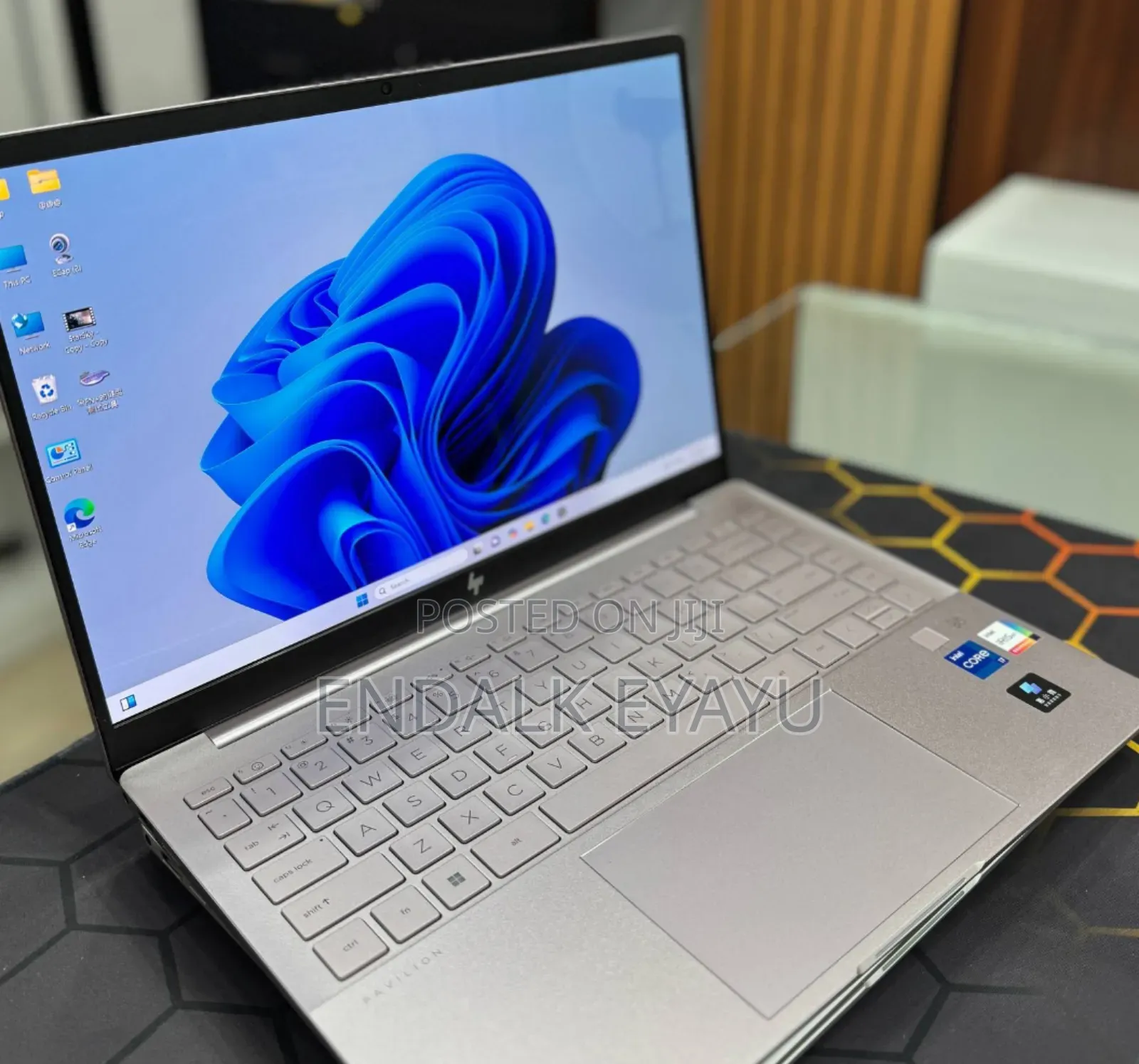 New Laptop HP 16GB Intel Core I7 SSD 1T