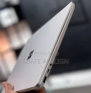 New Laptop Microsoft Surface Go 2 8GB Intel Core I5 SSD 256GB