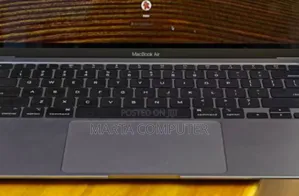 New Laptop Apple MacBook Air 2020 M1 8GB Apple M1 SSD 256GB