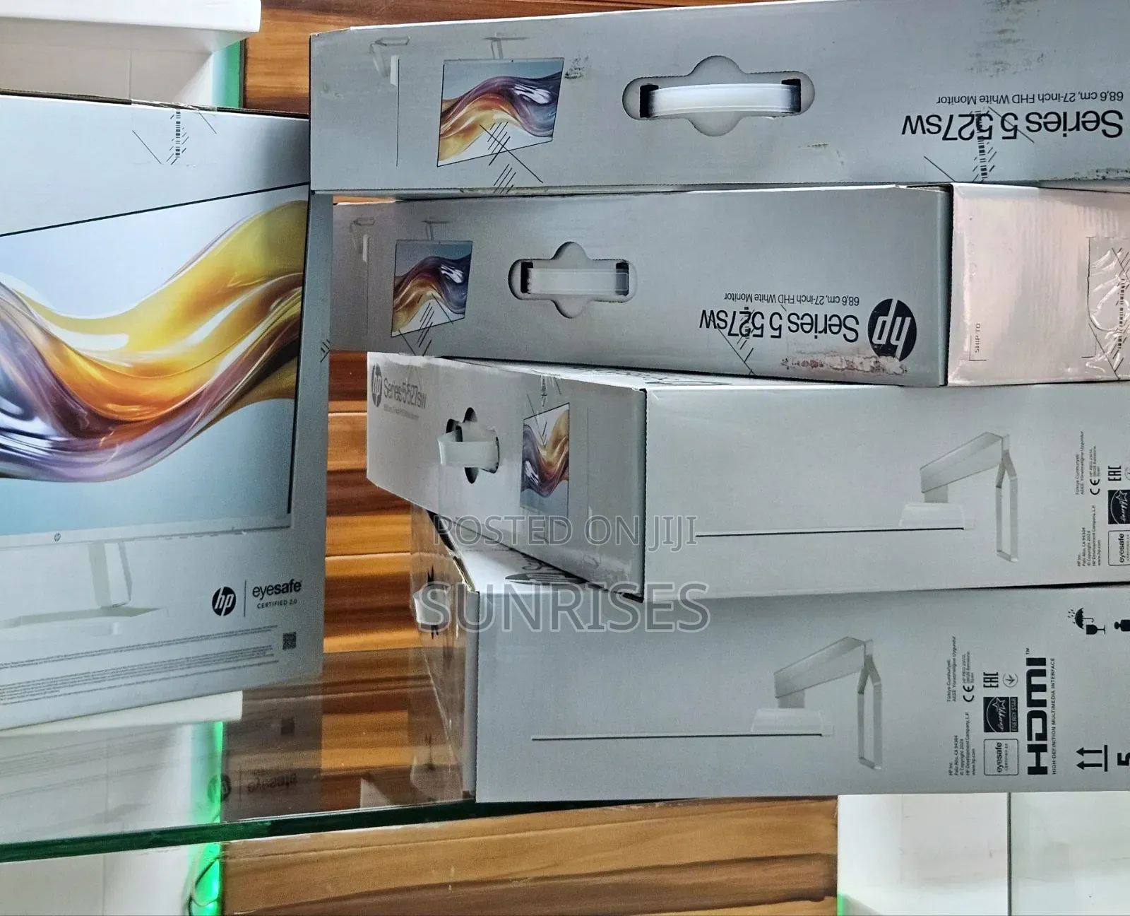 New 27 Inch White Moniter