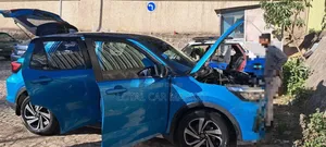 Toyota Raize 2022 Blue