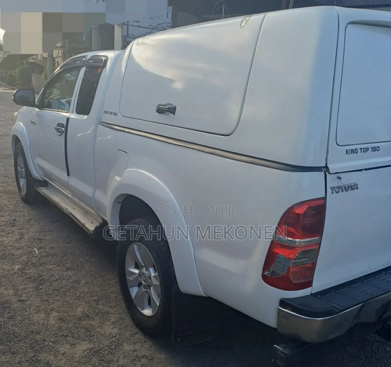 Toyota Hilux 2012 White