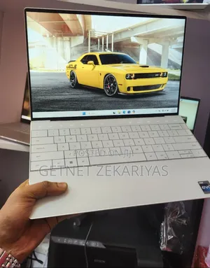 New Laptop Dell XPS 13 32GB Intel Core I7 SSD 512GB