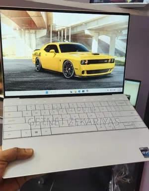 New Laptop Dell XPS 13 32GB Intel Core I7 SSD 512GB