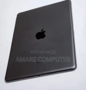 New Apple iPad 9.7 64 GB