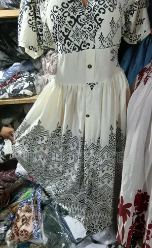 የሴቶች ቀሚስ በተመጣጣኝ ዋጋ