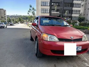 Toyota Platz 2002 Red