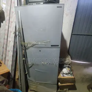 Toshiba Refrigerator 460+ Lit