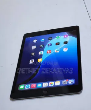New Apple iPad 4 Wi-Fi 64 GB