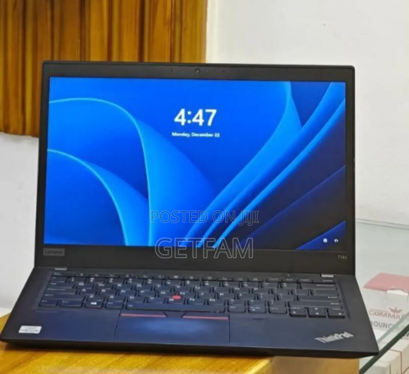 New Laptop Lenovo ThinkPad T14s G4 8GB Intel SSD 512GB