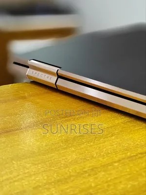 New Laptop HP Spectre 14 16GB Intel Core I7 SSD 512GB