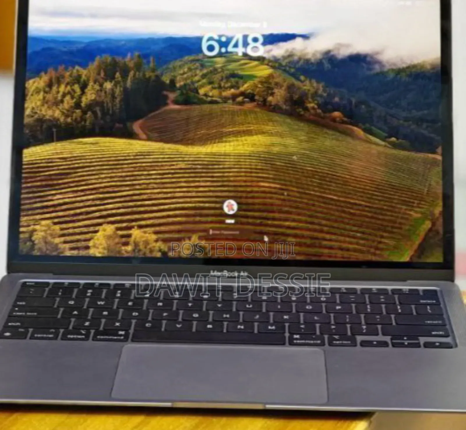 New Laptop Apple MacBook Air 2020 M1 8GB Apple M1 SSD 256GB