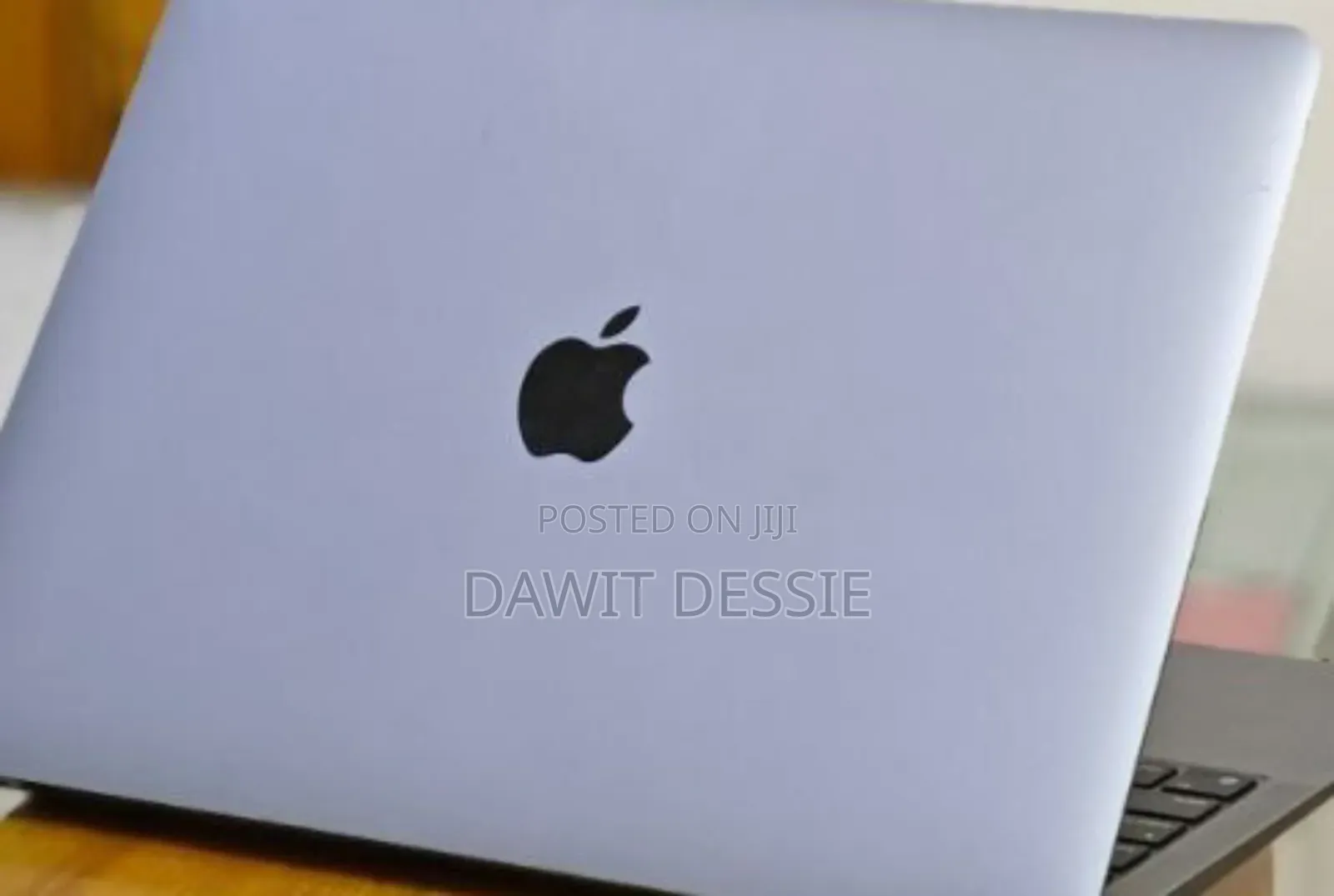 New Laptop Apple MacBook Air 2020 M1 8GB Apple M1 SSD 256GB