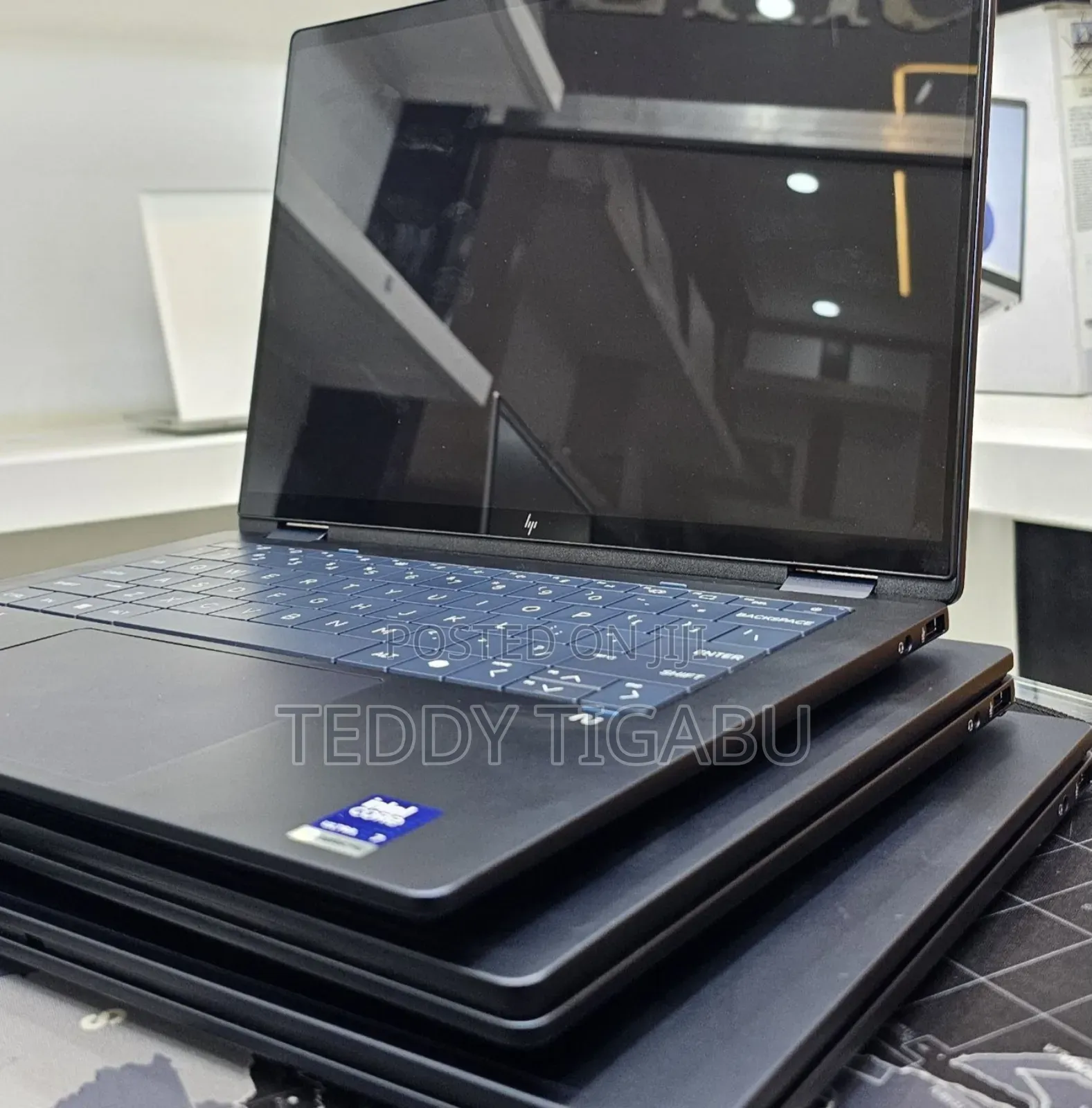 New Laptop HP OmniBook X Flip 14" 16GB Intel Core Ultra 7 SSD 1T