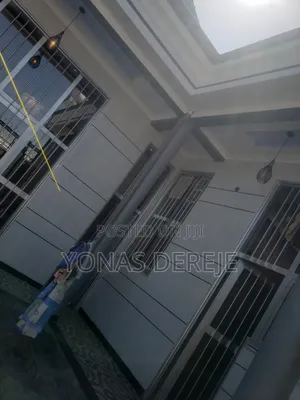 Furnished 7bdrm House in Dukem ዱከም, East Shewa for sale