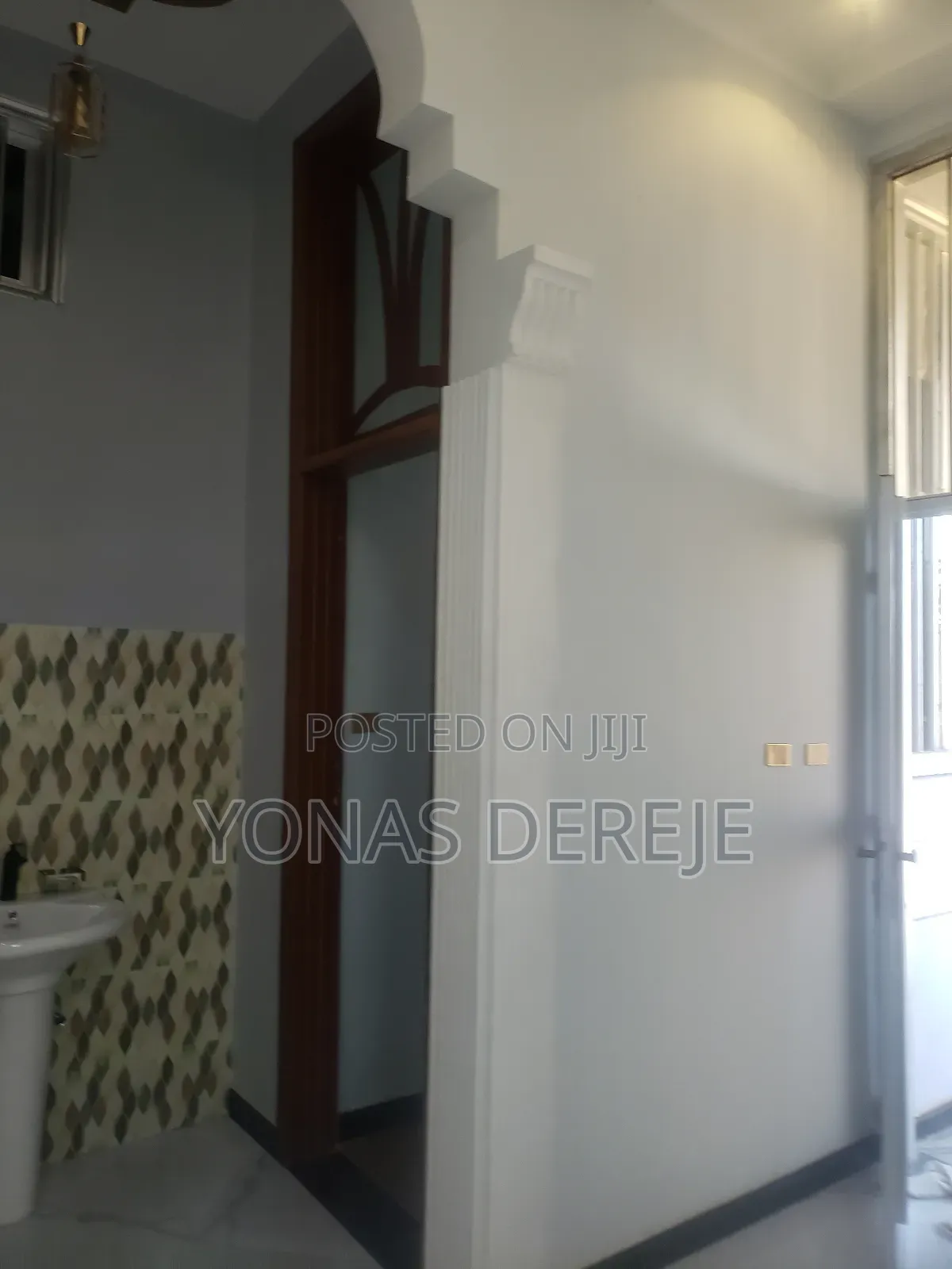 Furnished 7bdrm House in Dukem ዱከም, East Shewa for sale