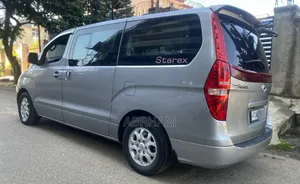 Hyundai Starex 2015 Silver