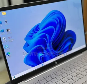 New Laptop HP Pavilion 13 16GB Intel Core I7 SSD 1T