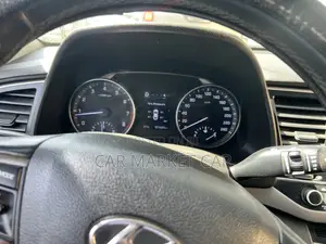 Hyundai Avante 2016 Gray