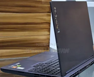 New Laptop Lenovo Legion 5 16GB AMD Ryzen 7 SSD 512GB