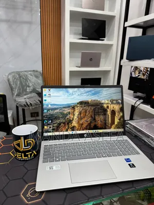 New Laptop HP Stream Notebook 16GB Intel Core I7 SSD 1T