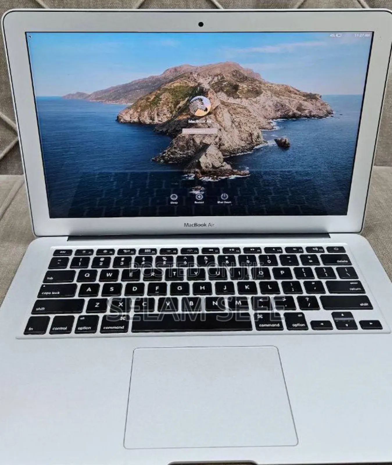 New Laptop Apple MacBook Air 2015 8GB Intel Core I5 SSD 128GB