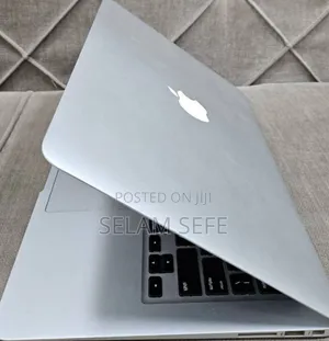 New Laptop Apple MacBook Air 2015 8GB Intel Core I5 SSD 128GB