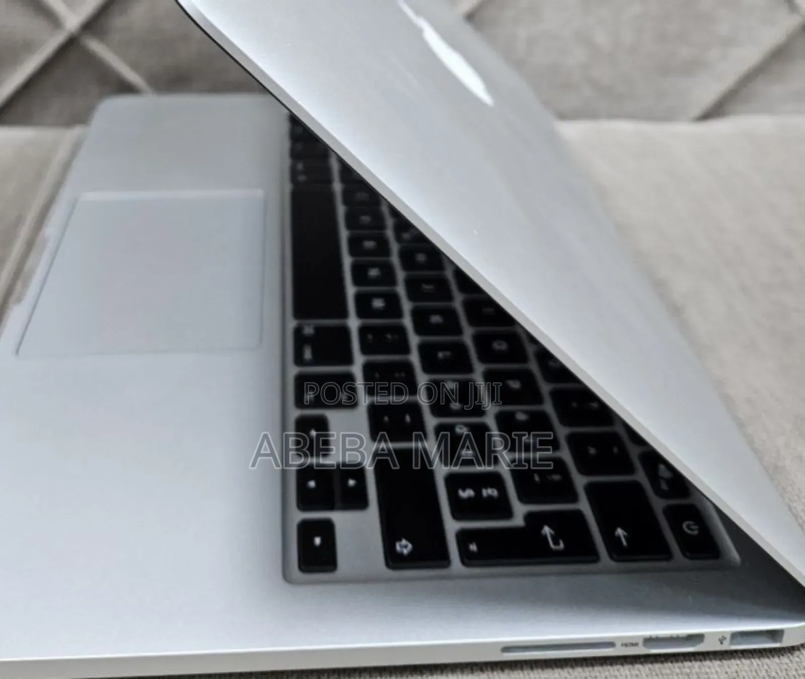 New Laptop Apple MacBook Pro 2014 8GB Intel Core I5 SSD 128GB